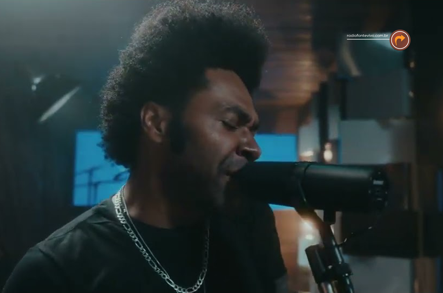 Thalles Roberto lança o EP “Avenida do Arrependimento Vol. 1” com canções inéditas  ⫺