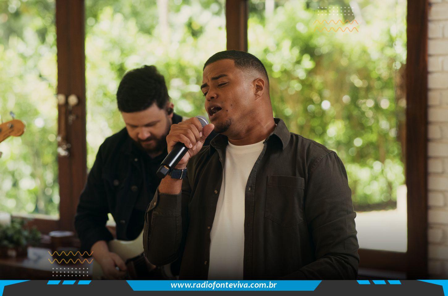 John Cunha lança clipe da canção “Teu Amor” pela Central Gospel Music