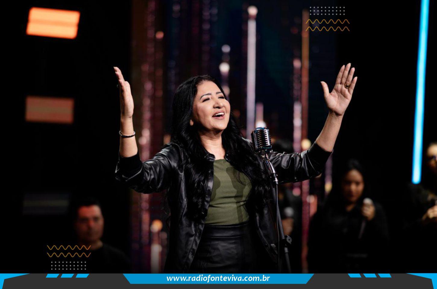 Rosilene Martins resgata clássicos da música gospel em novo EP e celebra suas raízes musicais