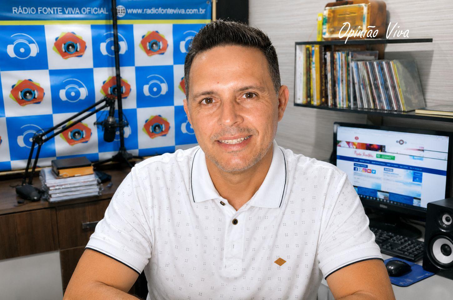 O papel do louvor congregacional na identidade e na unidade da Igreja.