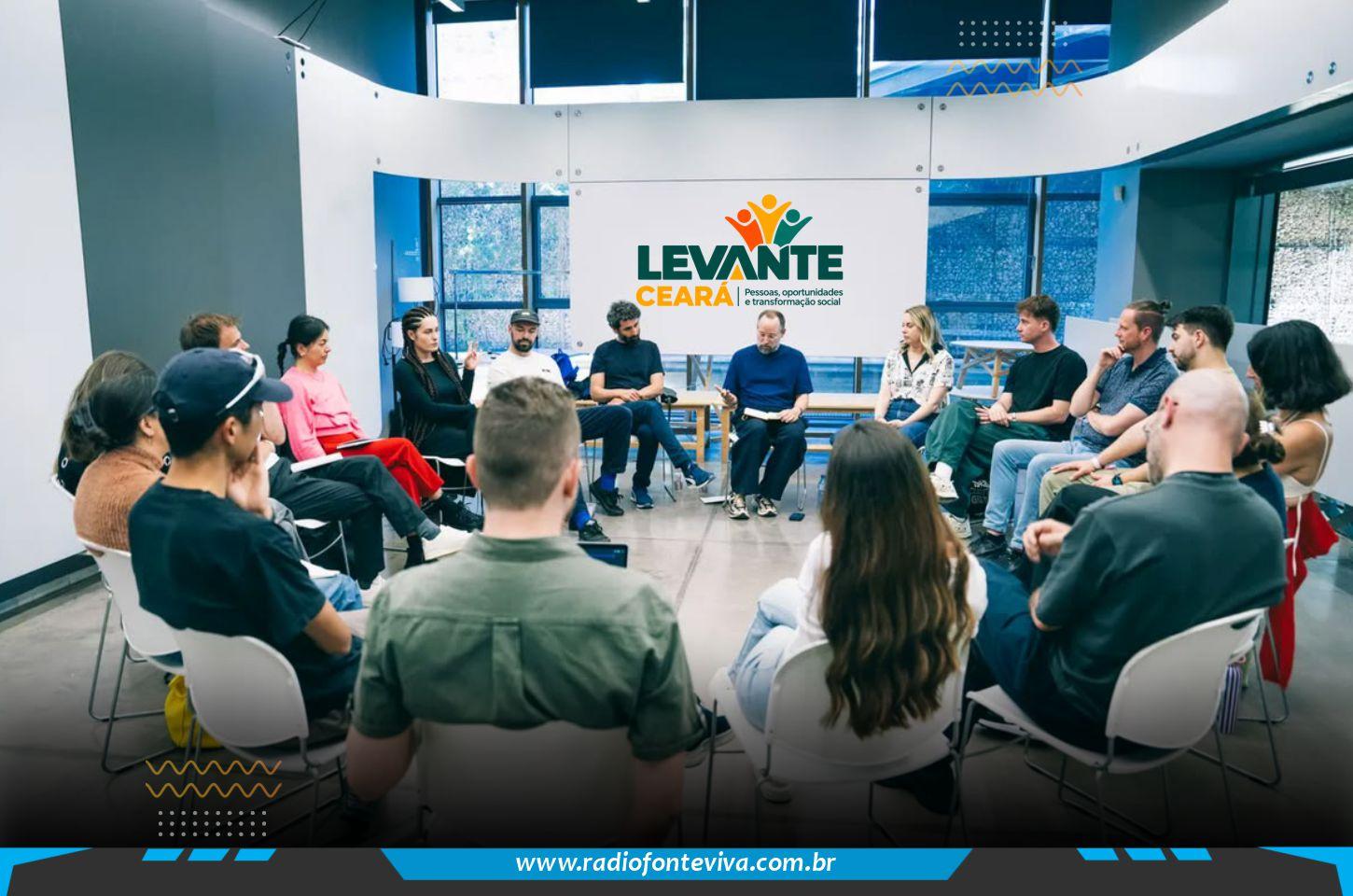 Roda de conversa em Mangabeira, Eusébio, debate desafios da educação e saúde mental de professores