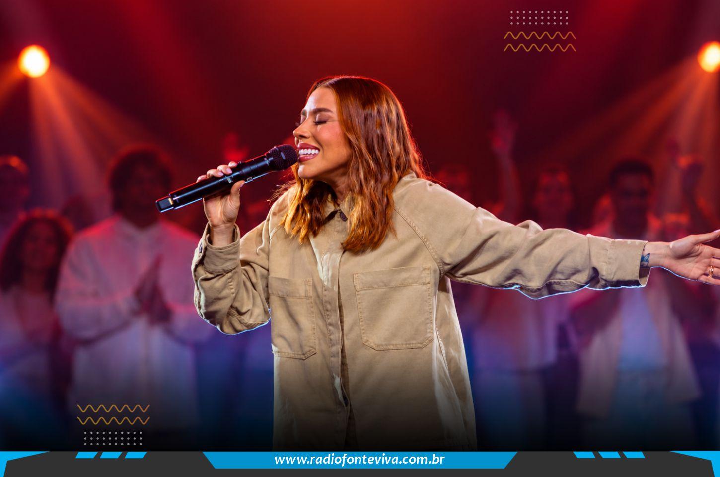 Julliany Souza mantém dois louvores entre as músicas mais ouvidas do Brasil