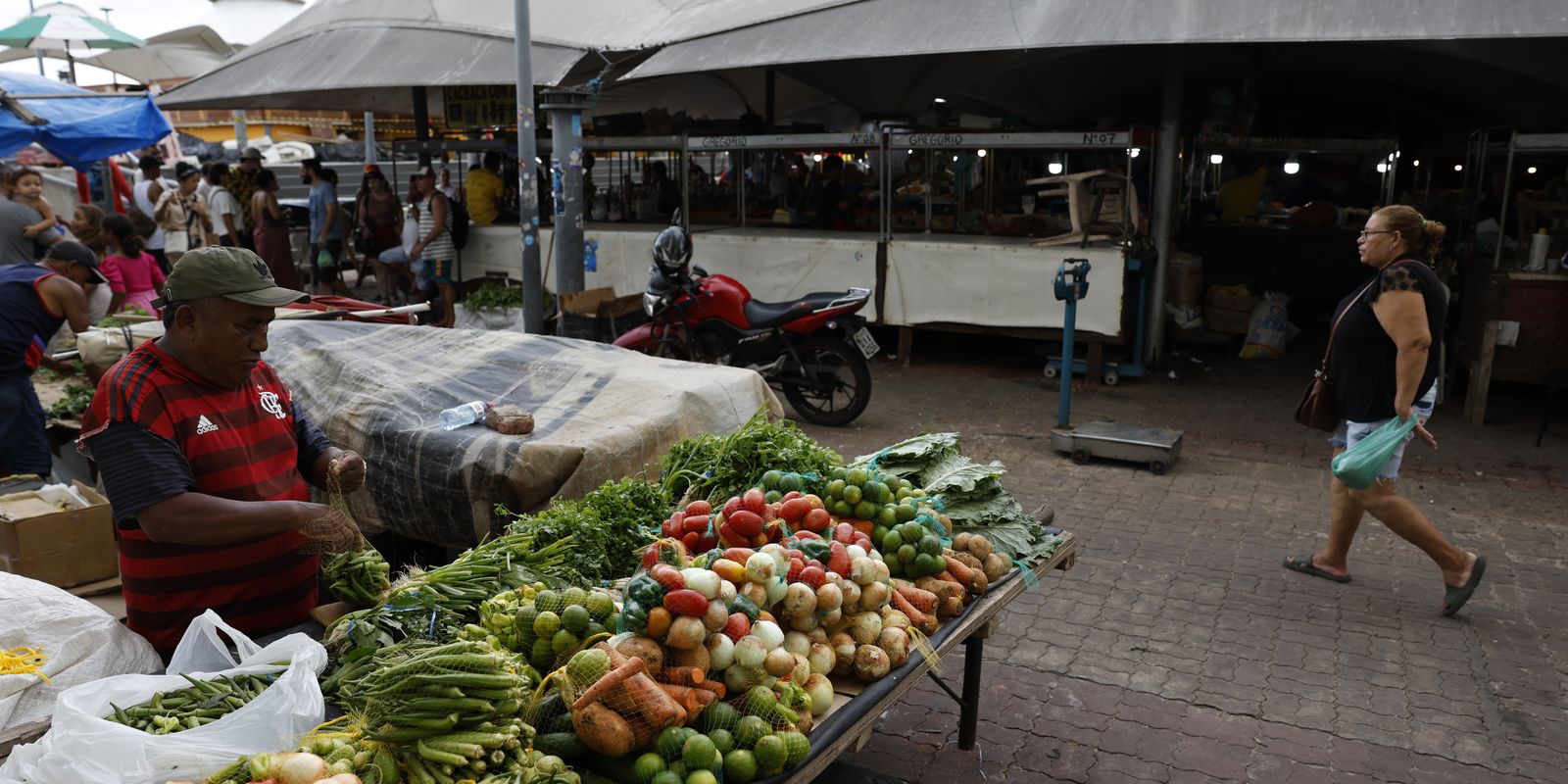 USP: estagnação de auxílios sociais pode gerar retração em municípios