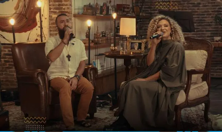 Arianne e Marco Telles resgatam clássicos da música cristã em novo medley do projeto 