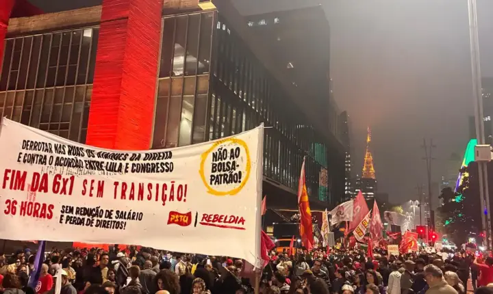 Ato na Avenida Paulista pede fim da escala 6x1