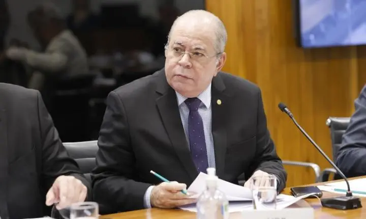 Comissão aprova incentivos fiscais para saneamento e define órgão de monitoramento