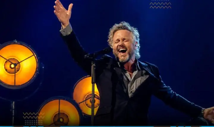 David Phelps confirma turnê no Brasil em 2026 com apresentações em Vitória, Rio de Janeiro e São Paulo