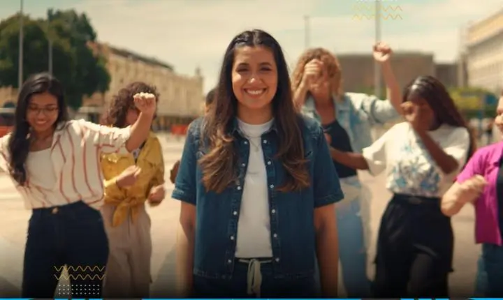 Kelly Benigno lança “Aleluia”, single de celebração e gratidão a Deus