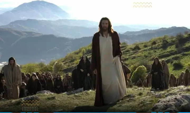 Mel Gibson divulga primeira imagem oficial de 