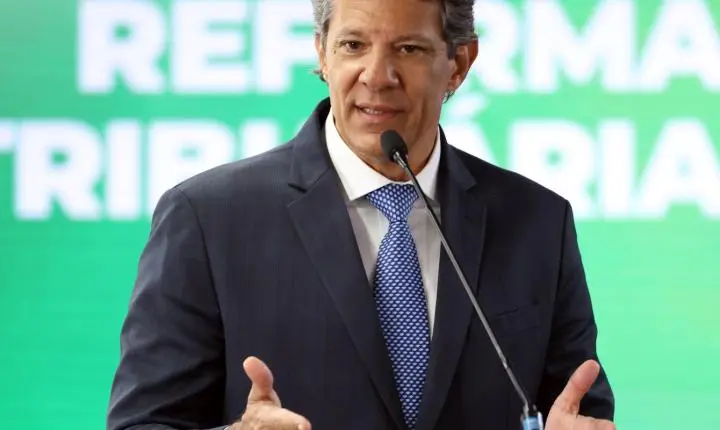 Problema da dívida pública está nos juros, não no déficit, diz Haddad