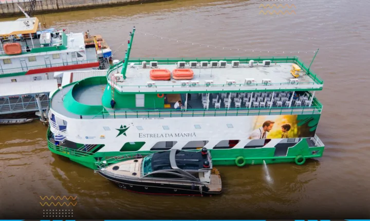 Rede adventista inaugura barco-clínica para levar atendimento gratuito a ribeirinhos da Amazônia
